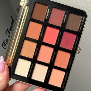 Too Faced Just Peachy Mattes Palette